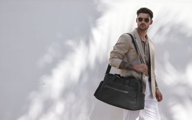 quadra_qd813_black_lifestyle_1247
